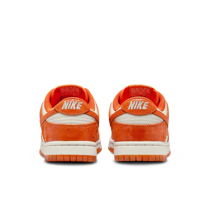 NIKE DUNK LOW CRACKED ORANGE WOMENS — Stock 