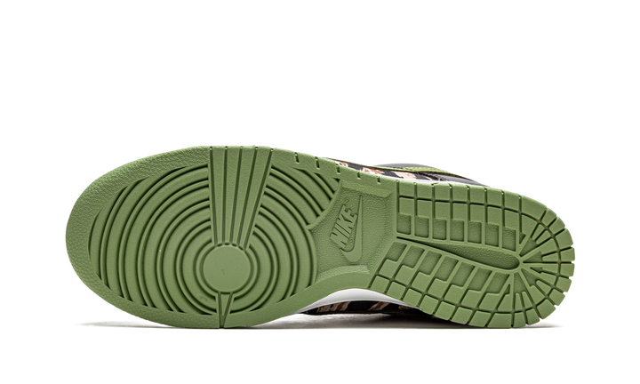 NIKE DUNK LOW CRAZY CAMO OIL GREEN