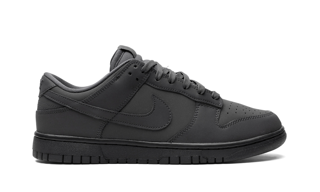 NIKE DUNK LOW CYBER BLACK WOMENS