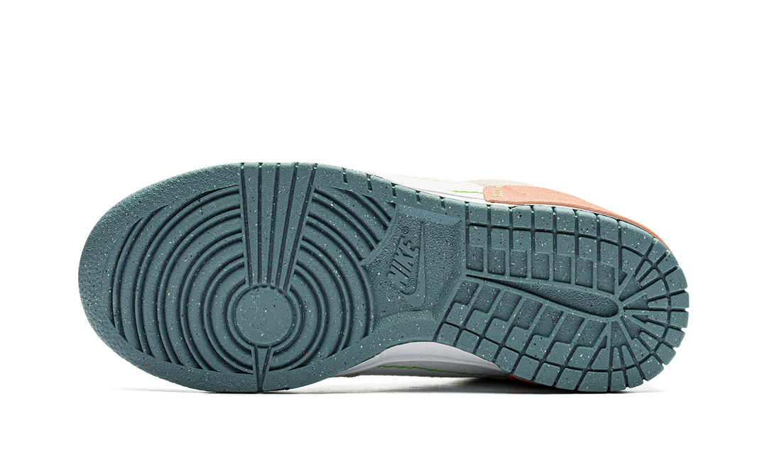 NIKE DUNK LOW DISRUPT 2 EASTER WOMENS