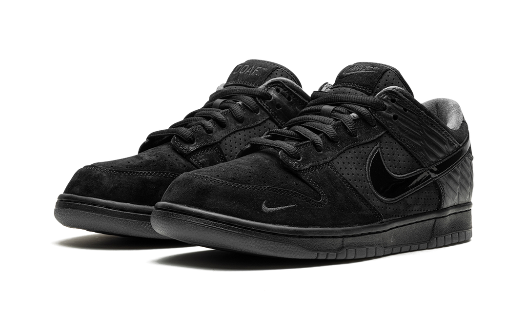 NIKE DUNK LOW DUCKS OF A FEATHER BLACK UNIVERSITY OF OREGON PE — Stock 