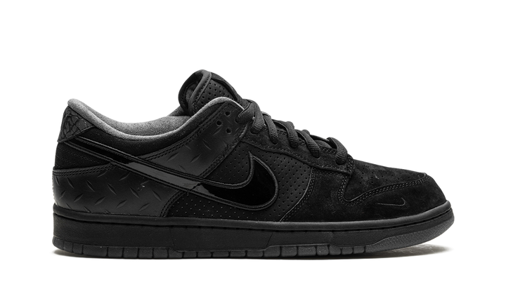 NIKE DUNK LOW DUCKS OF A FEATHER BLACK UNIVERSITY OF OREGON PE — Stock 