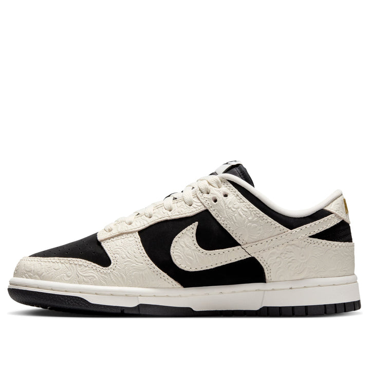NIKE DUNK LOW EMBOSSED BLACK SAIL (WOMEN&