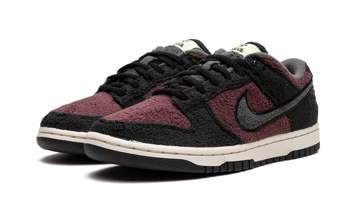 NIKE DUNK LOW FLEECE BLACK MAROON
