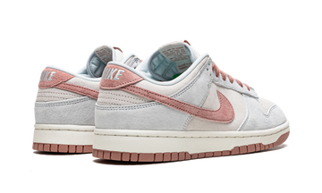 NIKE DUNK LOW FOSSIL ROSE — Stock