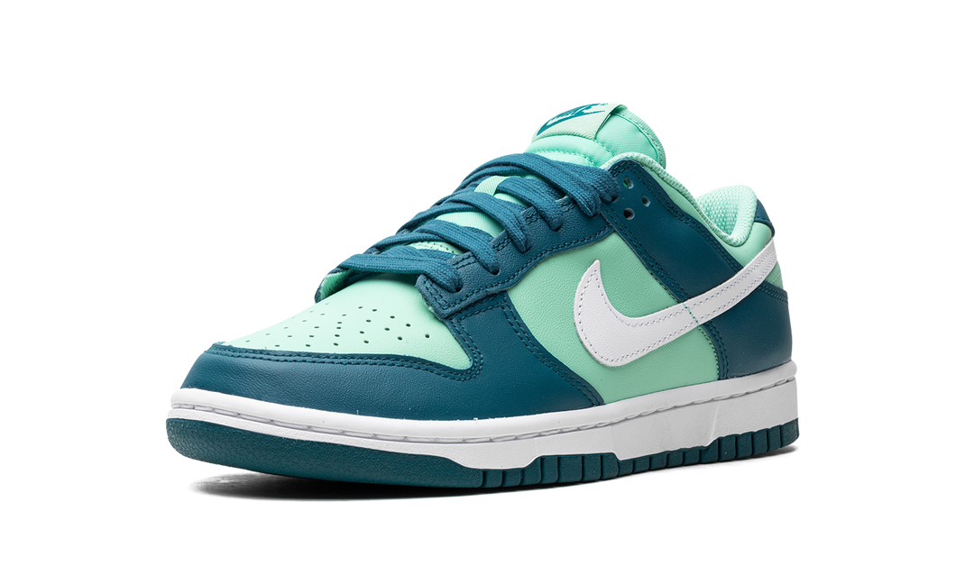 NIKE DUNK LOW GEODE TEAL WOMENS