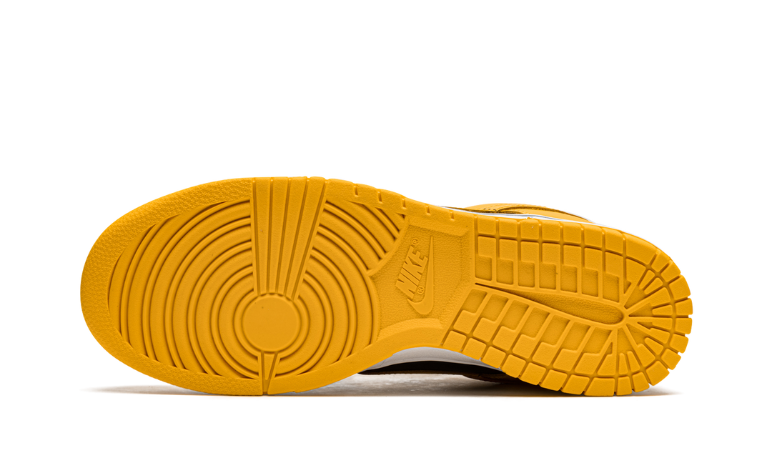 NIKE DUNK LOW GOLDENROD