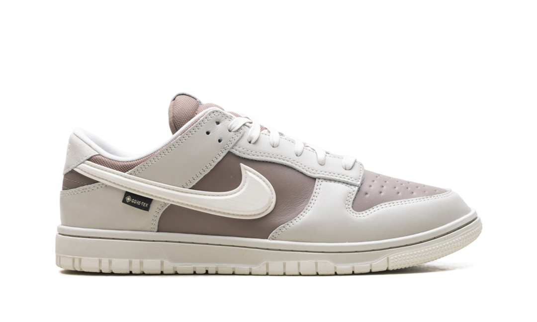 NIKE DUNK LOW GORE-TEX LIGHT BONE