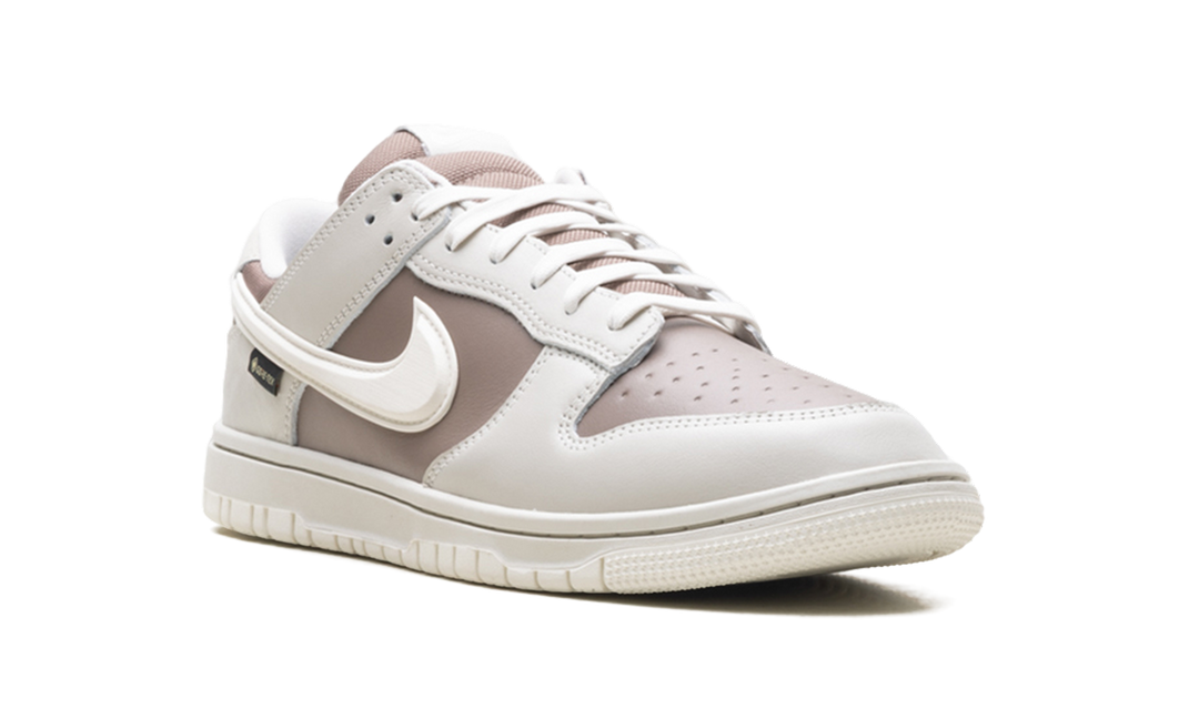 NIKE DUNK LOW GORE-TEX LIGHT BONE