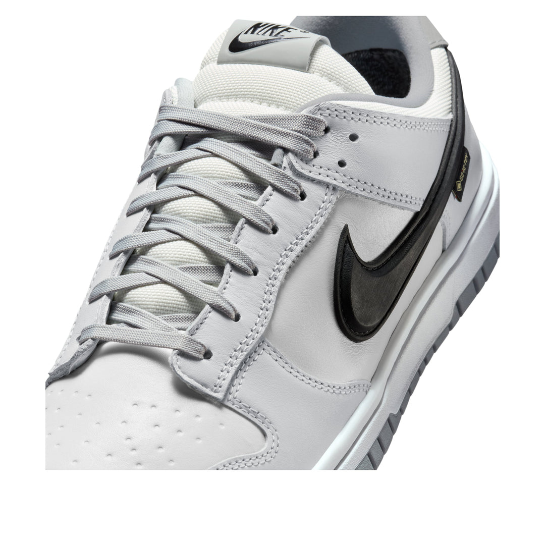 NIKE DUNK LOW GORE-TEX SUMMIT WHITE LIGHT SMOKE GREY
