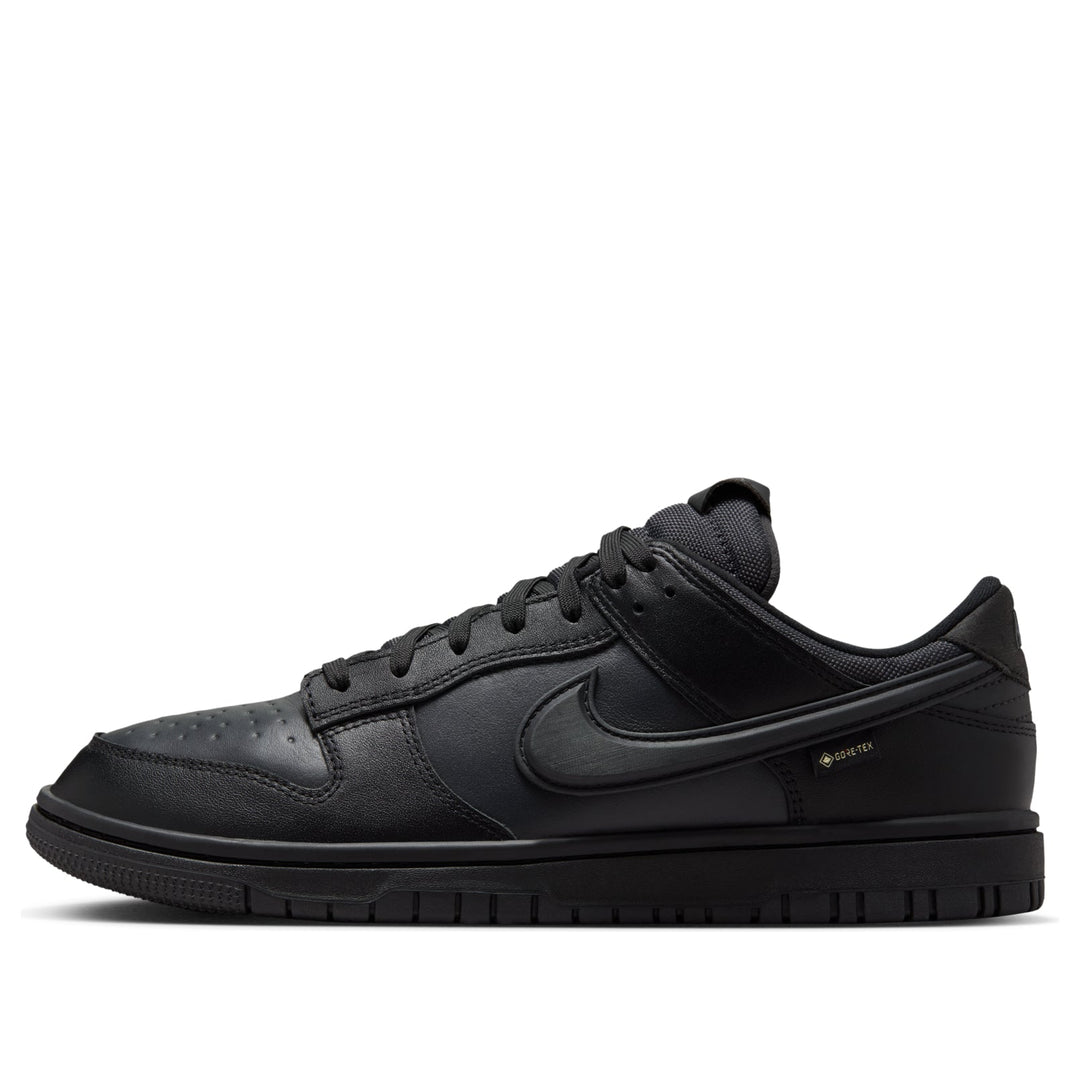NIKE DUNK LOW GORE-TEX TRIPLE BLACK