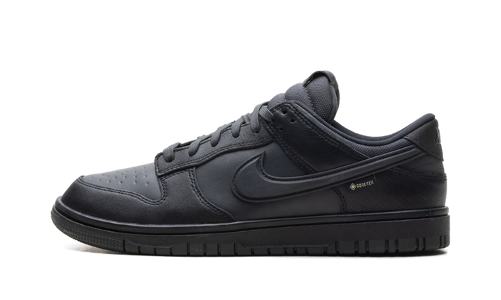 NIKE DUNK LOW GORE-TEX TRIPLE BLACK