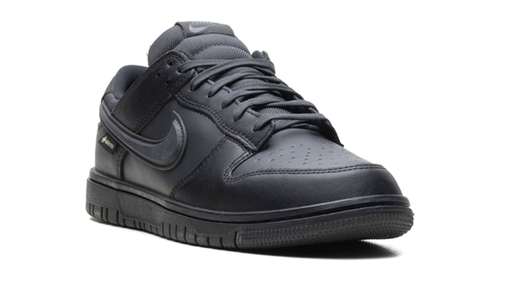 NIKE DUNK LOW GORE-TEX TRIPLE BLACK