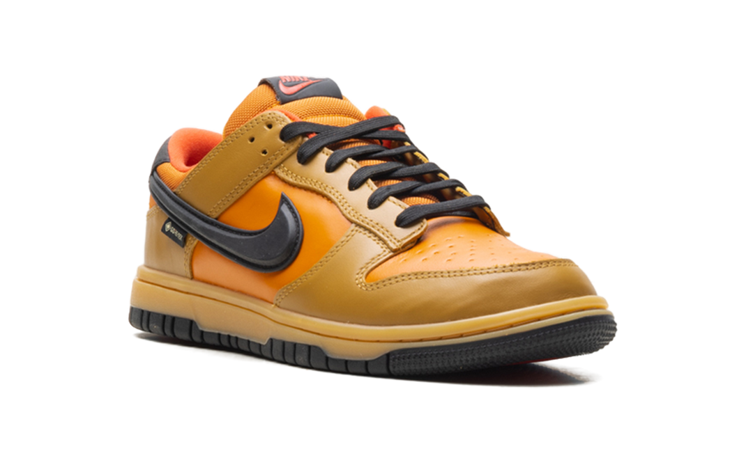 NIKE DUNK LOW GORE-TEX WHEAT CERAMIC
