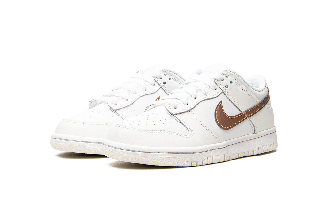 NIKE DUNK LOW GS WHITE BRONZE