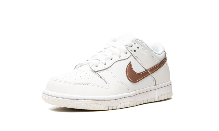 NIKE DUNK LOW GS WHITE BRONZE