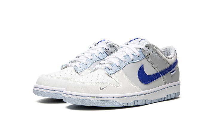 NIKE DUNK LOW IVORY HYPER ROYAL GS — Stock 