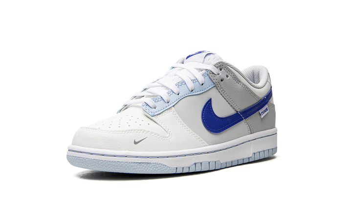 NIKE DUNK LOW IVORY HYPER ROYAL GS — Stock 