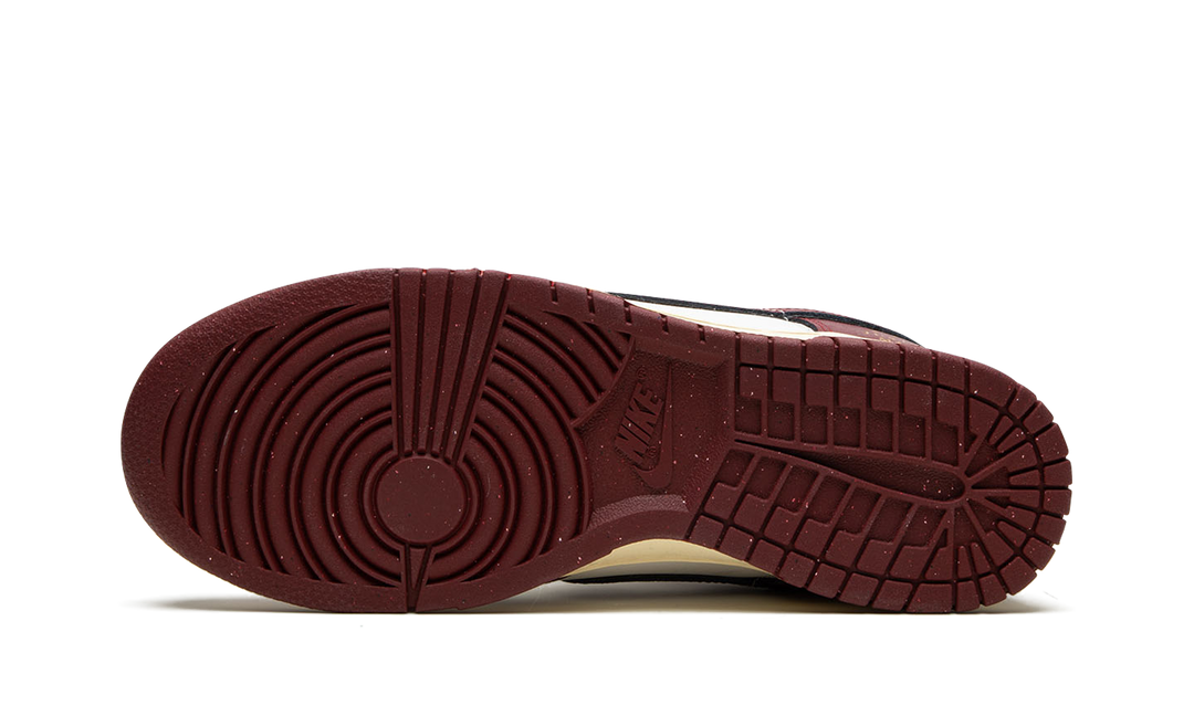 NIKE DUNK LOW JUST DO IT SAIL TEAM RED WOMENS