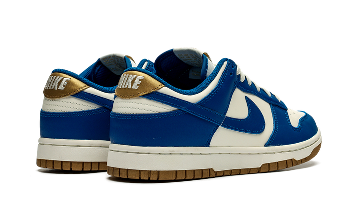 NIKE DUNK LOW KANSAS CITY ROYALS WOMENS