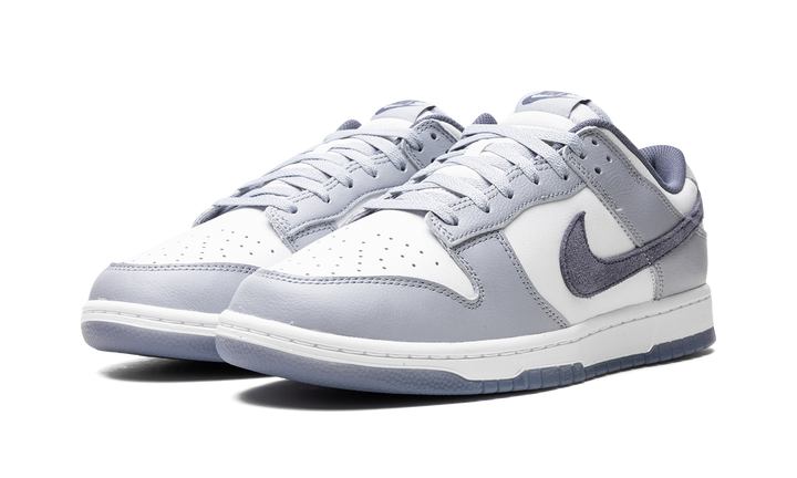 NIKE DUNK LOW LIGHT CARBON