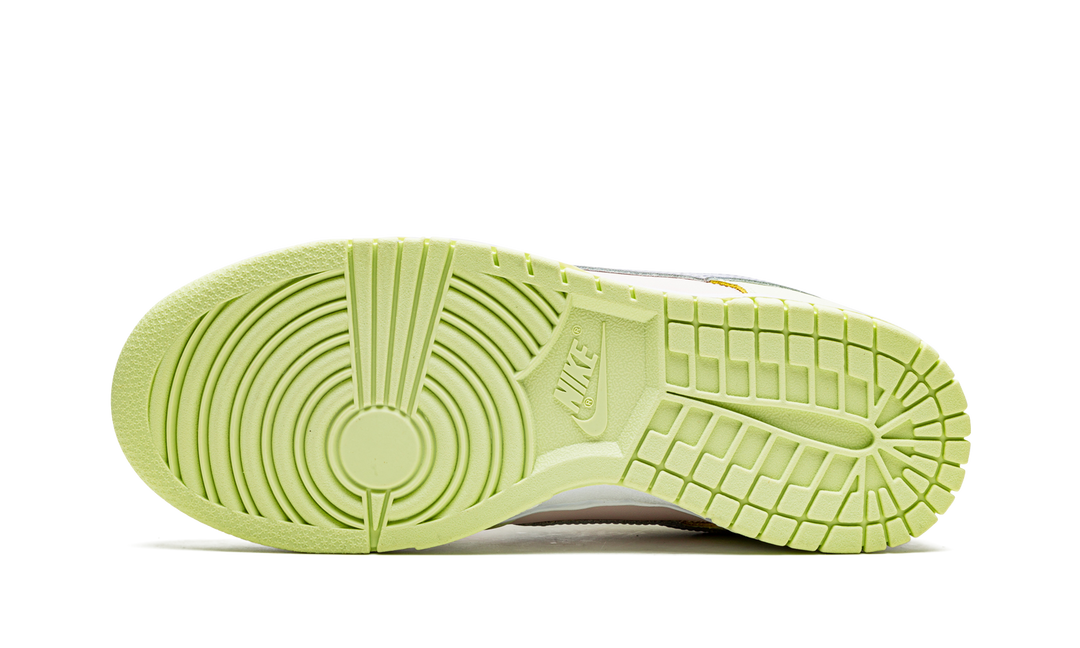 NIKE DUNK LOW LIME ICE WOMENS
