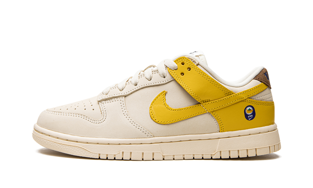 NIKE DUNK LOW LX BANANA WOMENS
