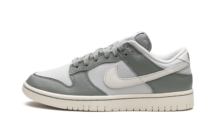 NIKE DUNK LOW MICA GREEN