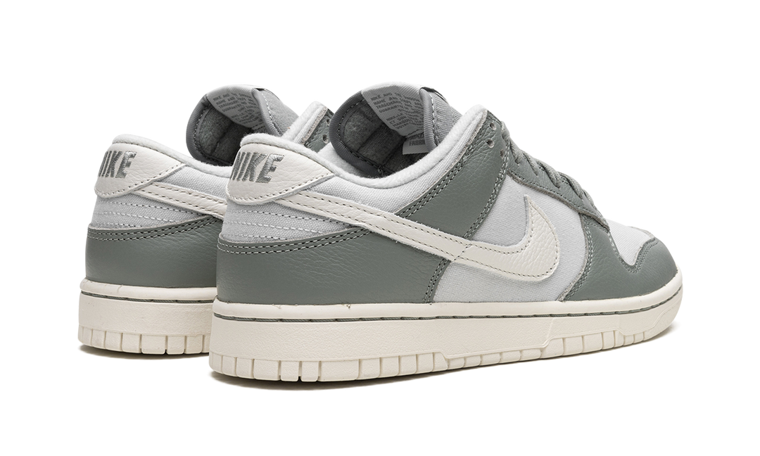 NIKE DUNK LOW MICA GREEN