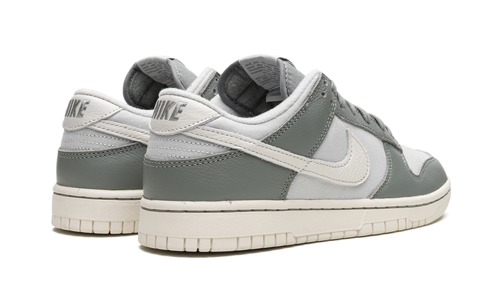 NIKE DUNK LOW MICA GREEN