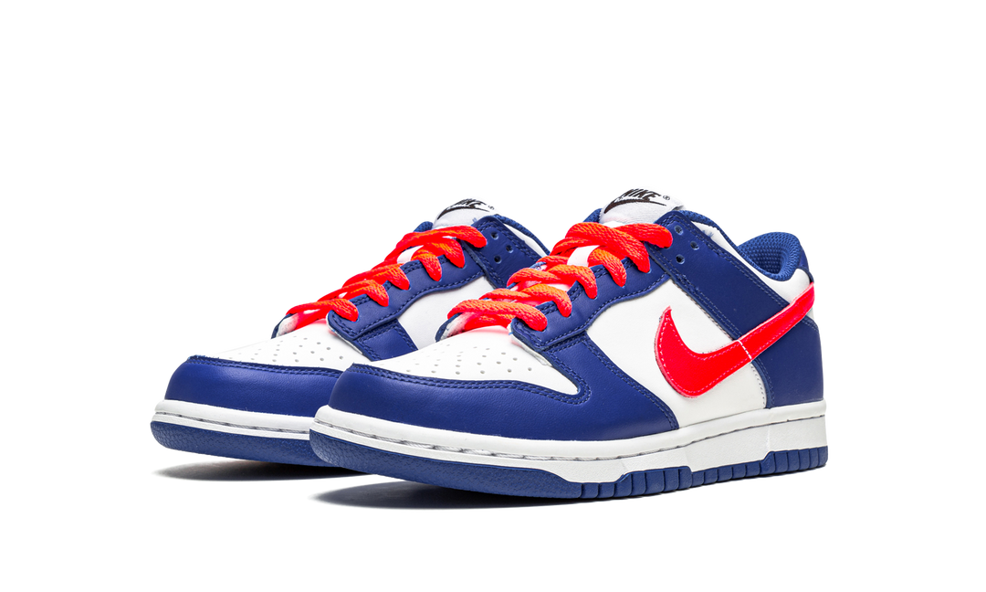 NIKE DUNK LOW MISMATCHED SWOOSH GS