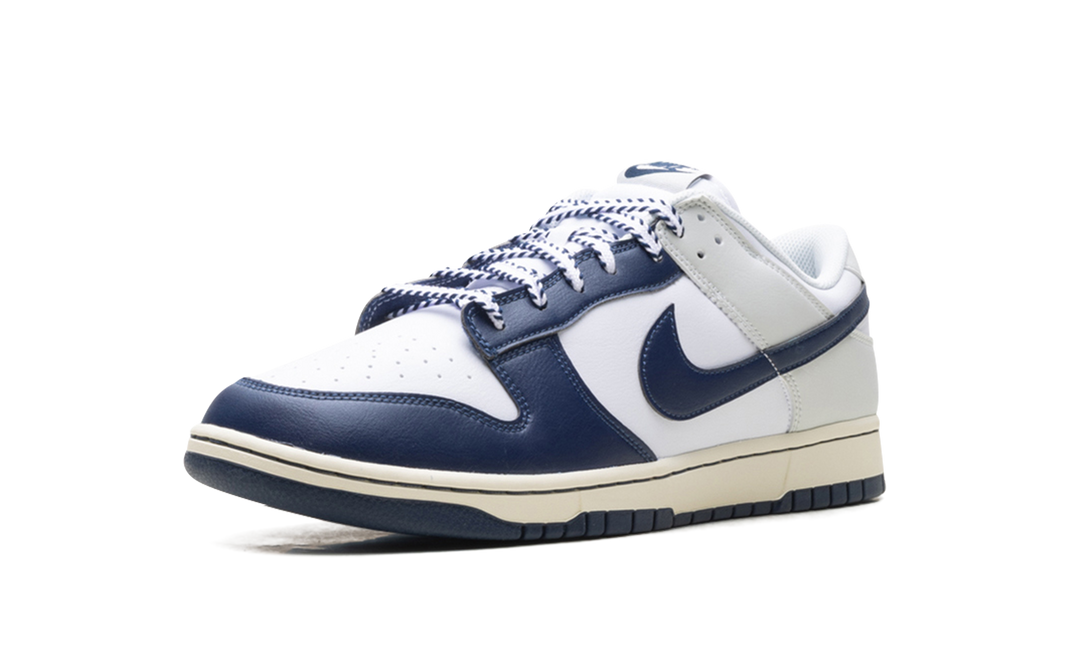 NIKE DUNK LOW NEW YORK YANKEES