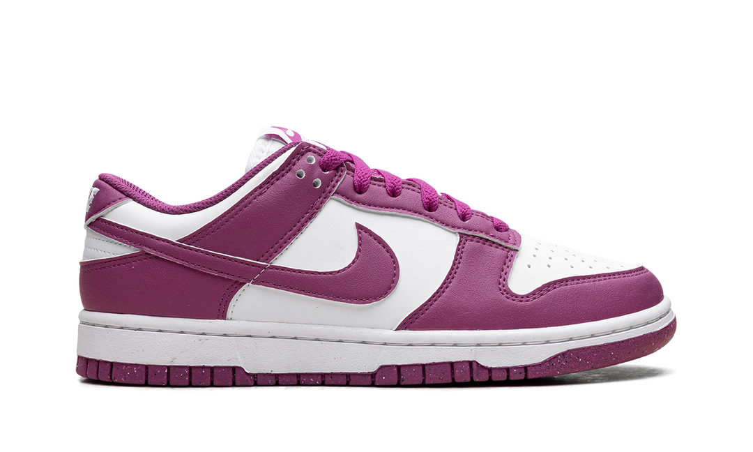 NIKE DUNK LOW NEXT NATURE HOT FUCHSIA WOMENS