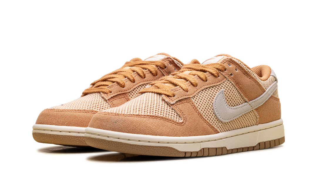 NIKE DUNK LOW NEXT NATURE SE AMBER BROWN WOMENS
