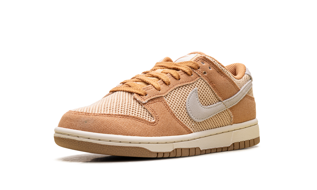 NIKE DUNK LOW NEXT NATURE SE AMBER BROWN WOMENS