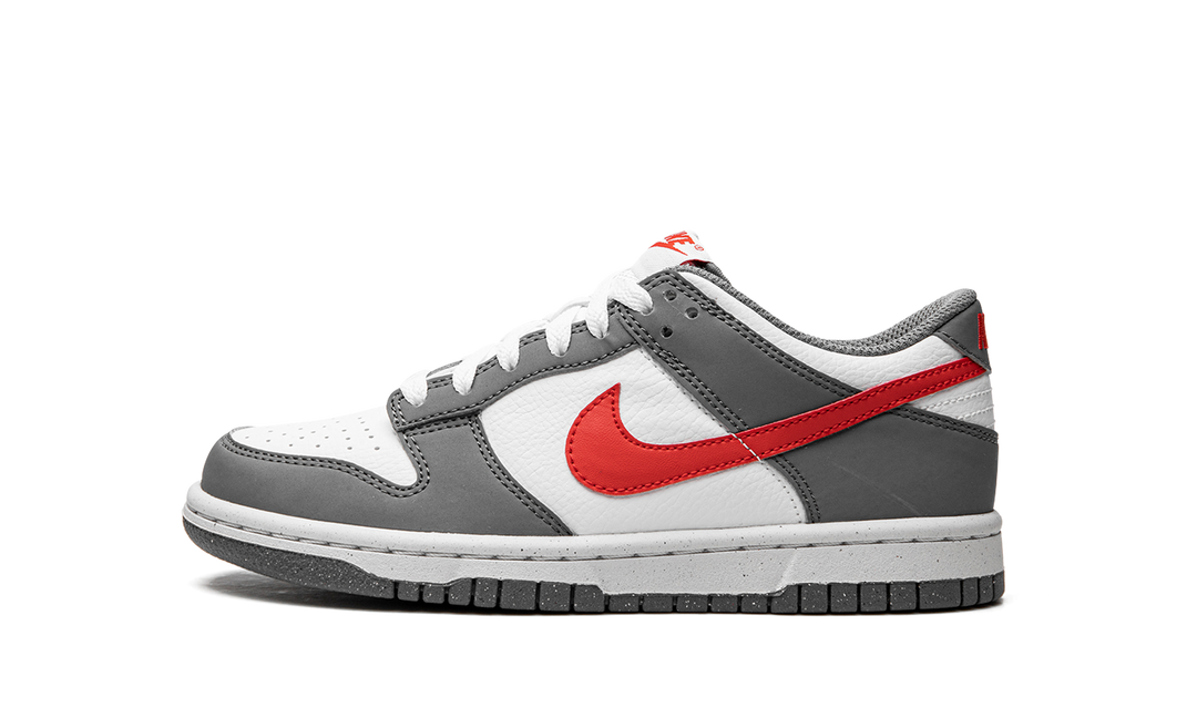 NIKE DUNK LOW NEXT NATURE SMOKE GREY LIGHT CRIMSON GS — Stock 