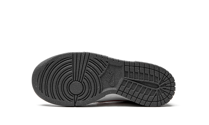 NIKE DUNK LOW NEXT NATURE SMOKE GREY LIGHT CRIMSON GS — Stock 