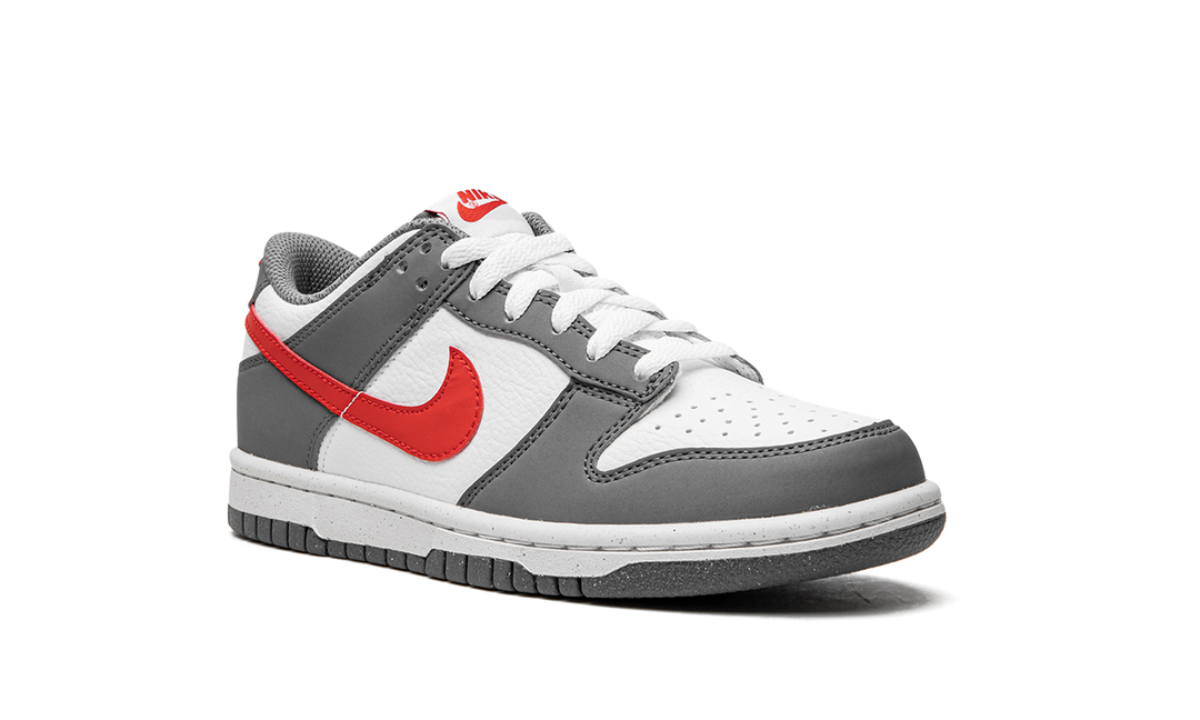 NIKE DUNK LOW NEXT NATURE SMOKE GREY LIGHT CRIMSON GS — Stock 