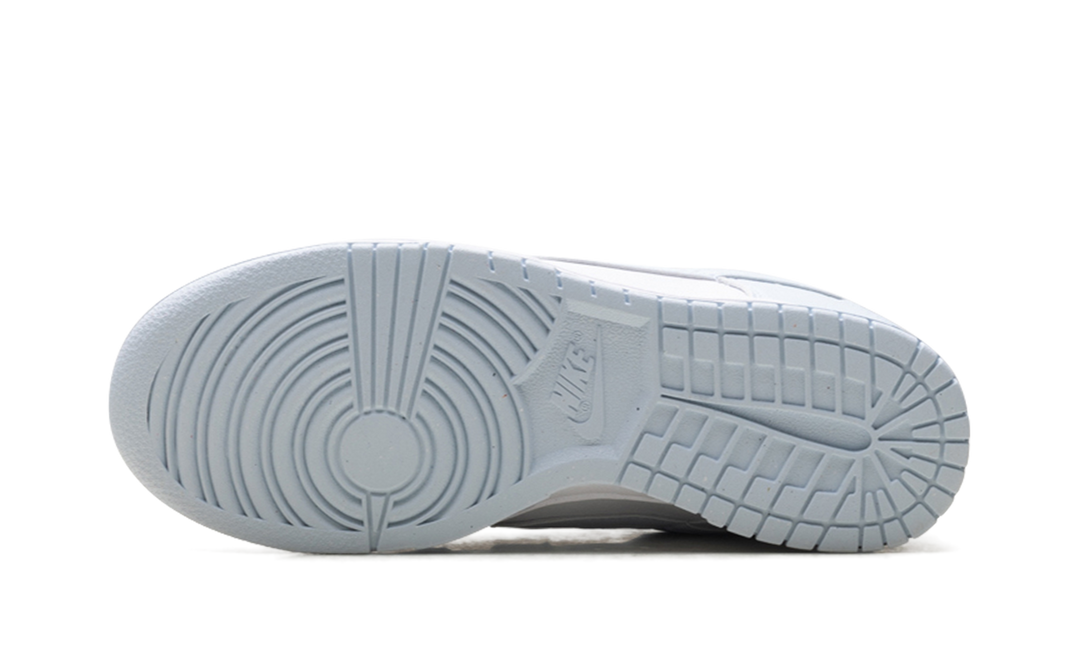 NIKE DUNK LOW NEXT NATURE WHITE BLUE TINT (WOMEN&
