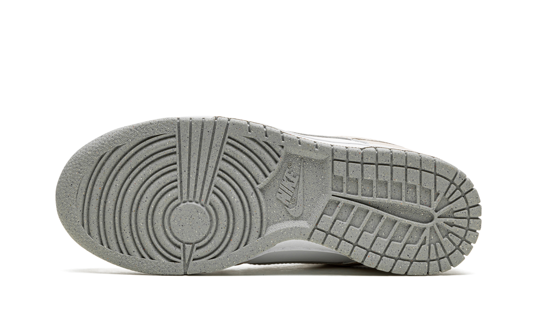 NIKE DUNK LOW NEXT NATURE WHITE LIGHT OREWOOD BROWN (WOMEN&