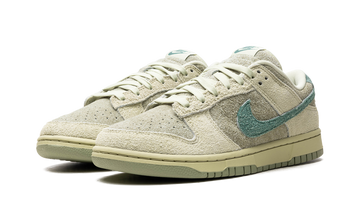 NIKE DUNK LOW OLIVE AURA WOMENS — Stock
