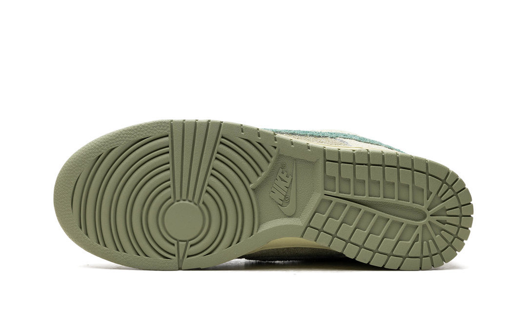 NIKE DUNK LOW OLIVE AURA WOMENS