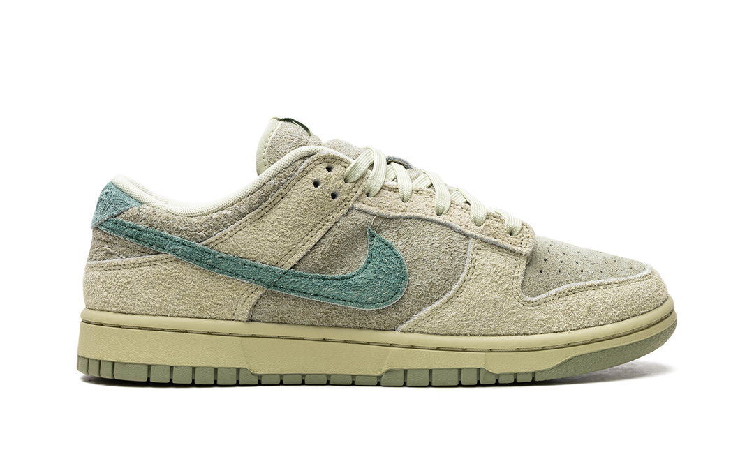 NIKE DUNK LOW OLIVE AURA WOMENS