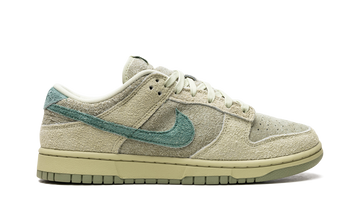 NIKE DUNK LOW OLIVE AURA WOMENS — Stock