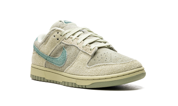 NIKE DUNK LOW OLIVE AURA WOMENS — Stock