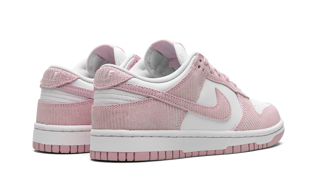 NIKE DUNK LOW PINK CORDUROY WOMENS — Stock 