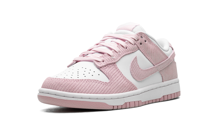 NIKE DUNK LOW PINK CORDUROY WOMENS — Stock 