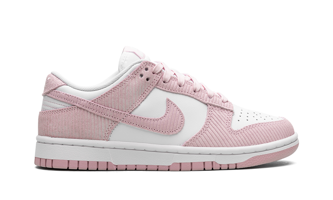 NIKE DUNK LOW PINK CORDUROY WOMENS — Stock 