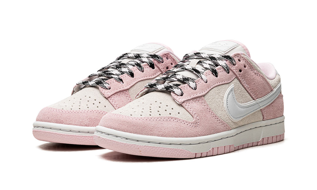 NIKE DUNK LOW PINK FOAM SUEDE WOMENS