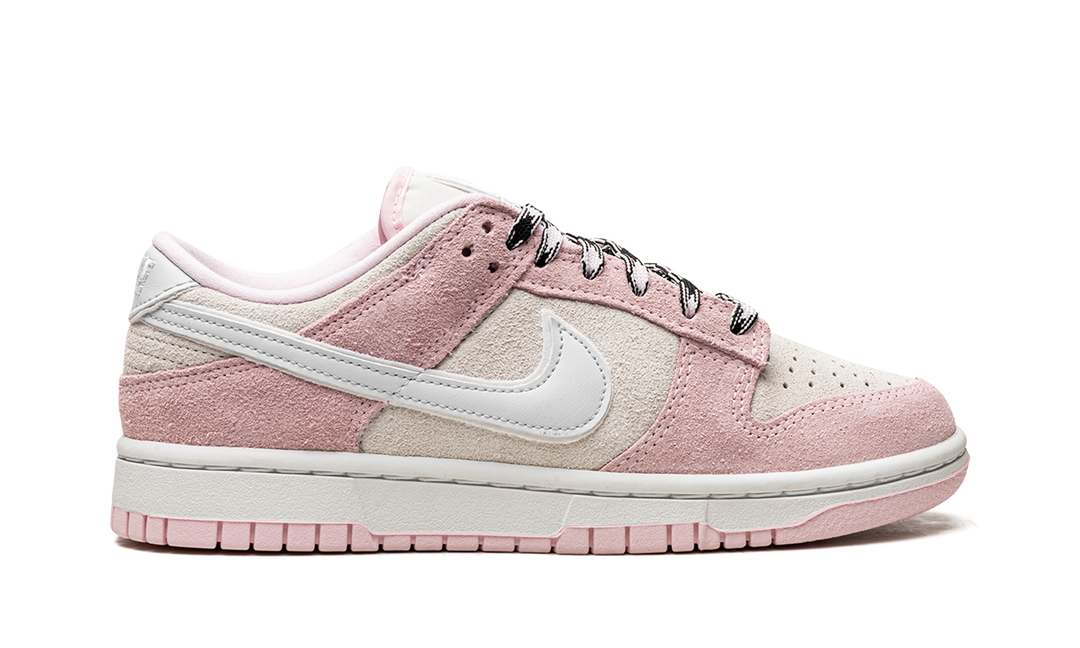 NIKE DUNK LOW PINK FOAM SUEDE WOMENS